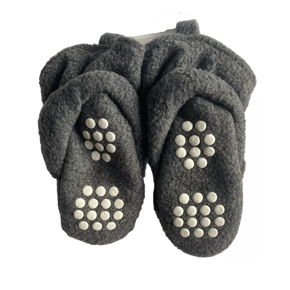 Luvable Friends Non-slip Booties 12-18 Months Charcoal Heather - Picture 3 of 4
